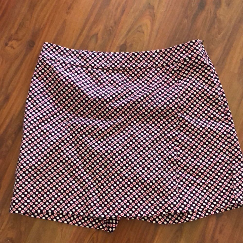 Talbots printed skirt size 12 navy Pink and white dot